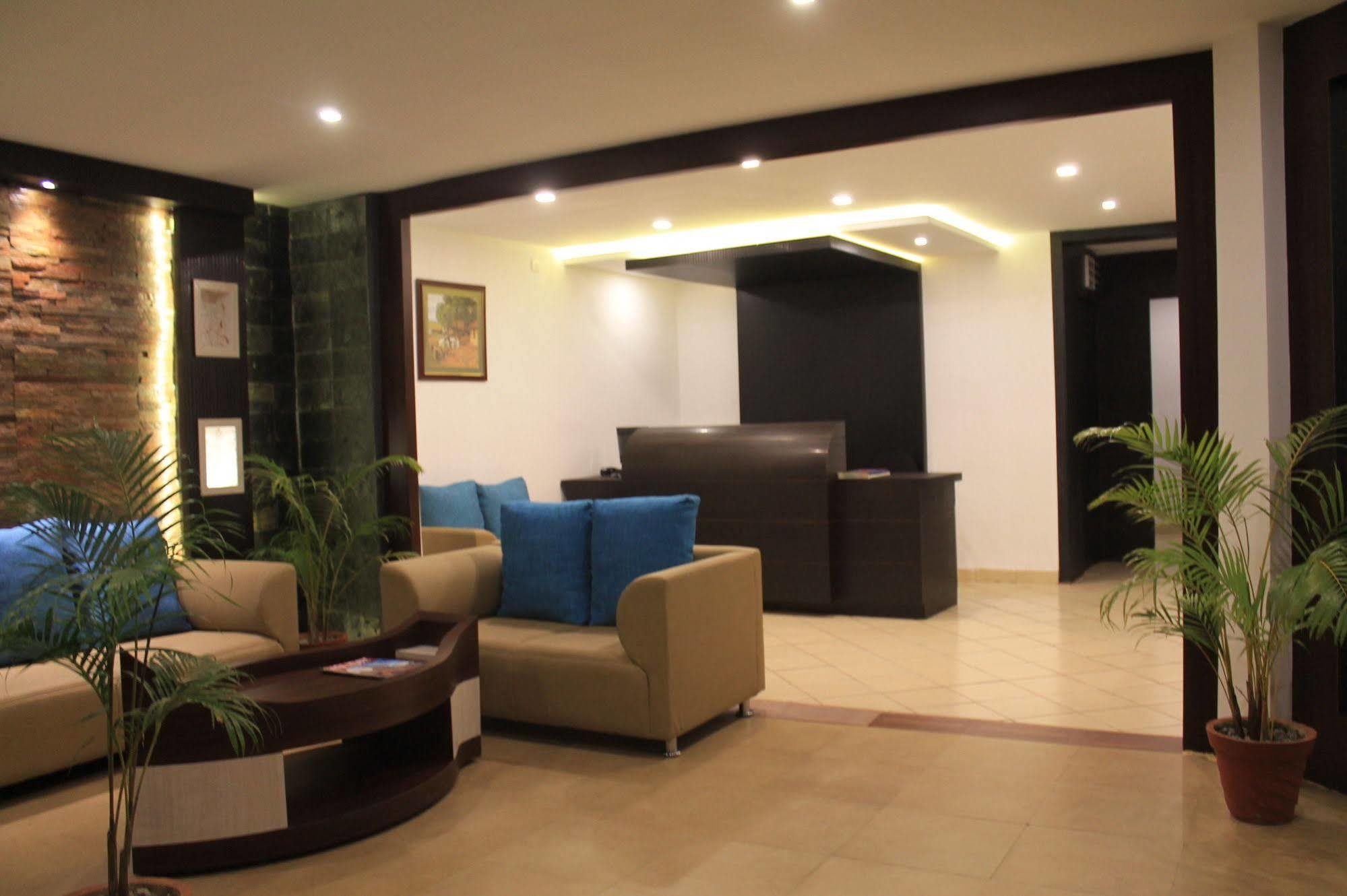 Munnar Tea Hills Resort - Mthr Eksteriør billede