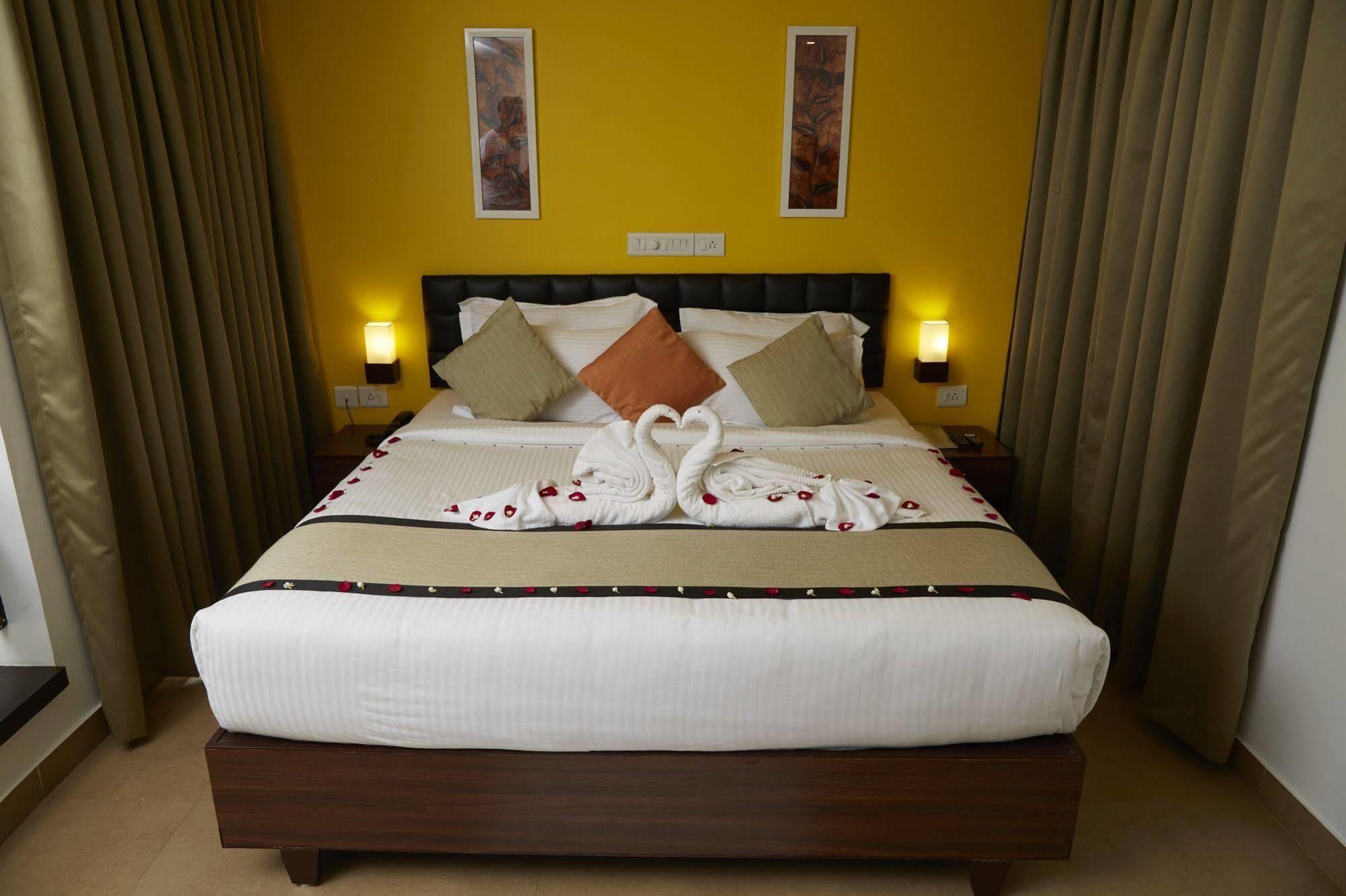 Munnar Tea Hills Resort - Mthr Eksteriør billede