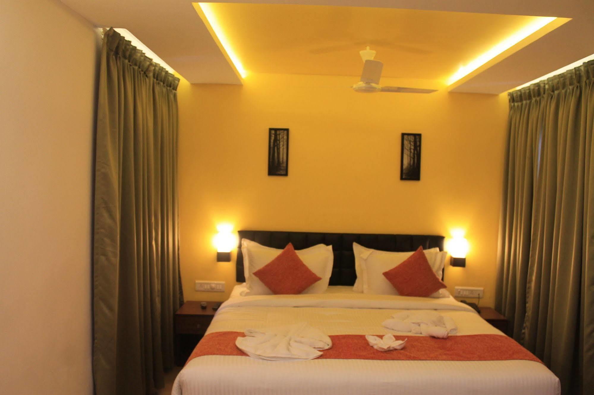 Munnar Tea Hills Resort - Mthr Eksteriør billede