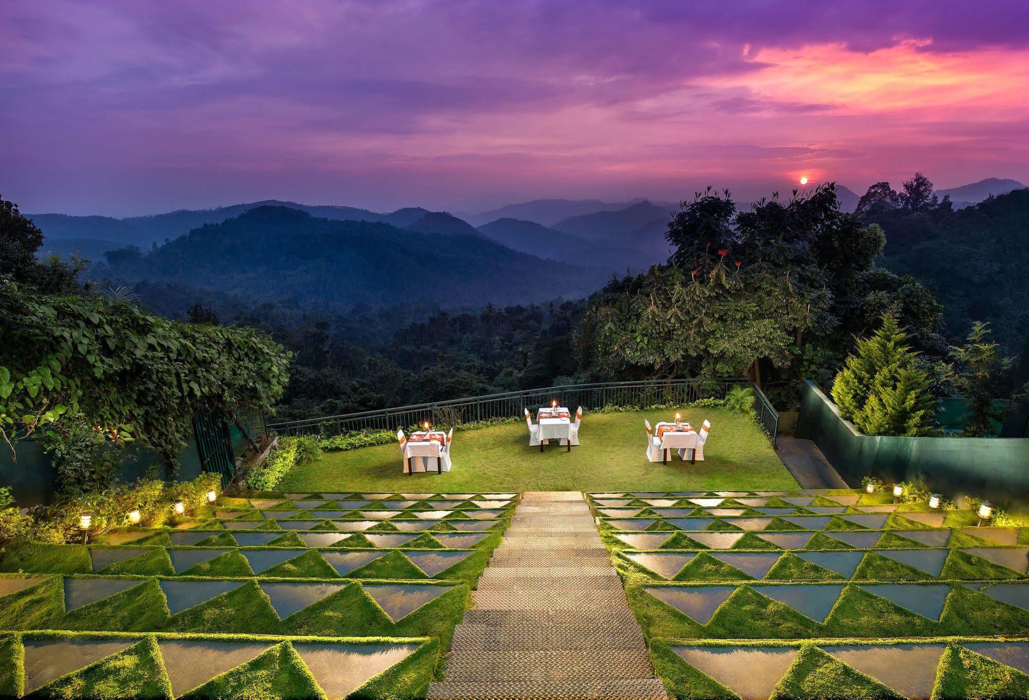 Munnar Tea Hills Resort - Mthr Eksteriør billede